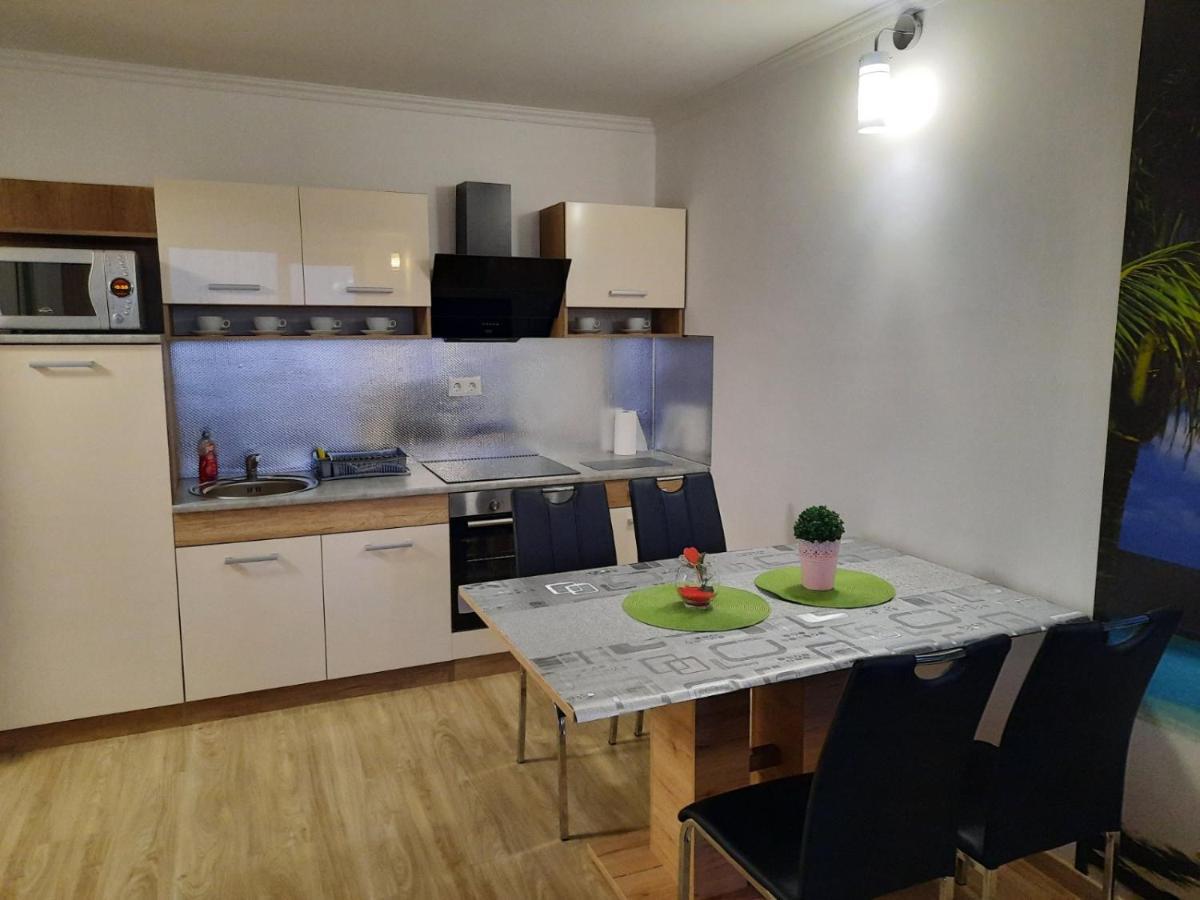 Vandus Apartman Siofok Luaran gambar