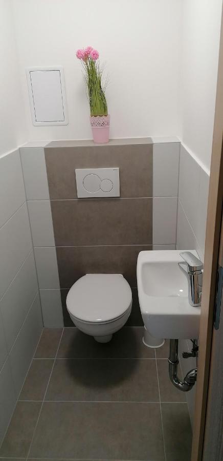Vandus Apartman Siofok Luaran gambar
